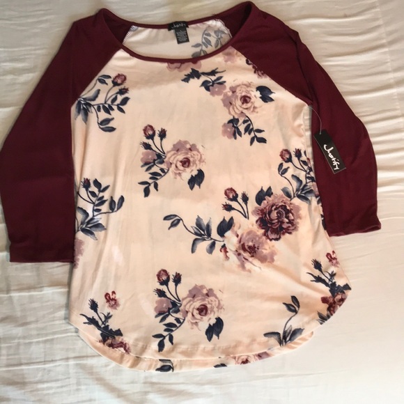 Justify Tops - NWT Justify shirt